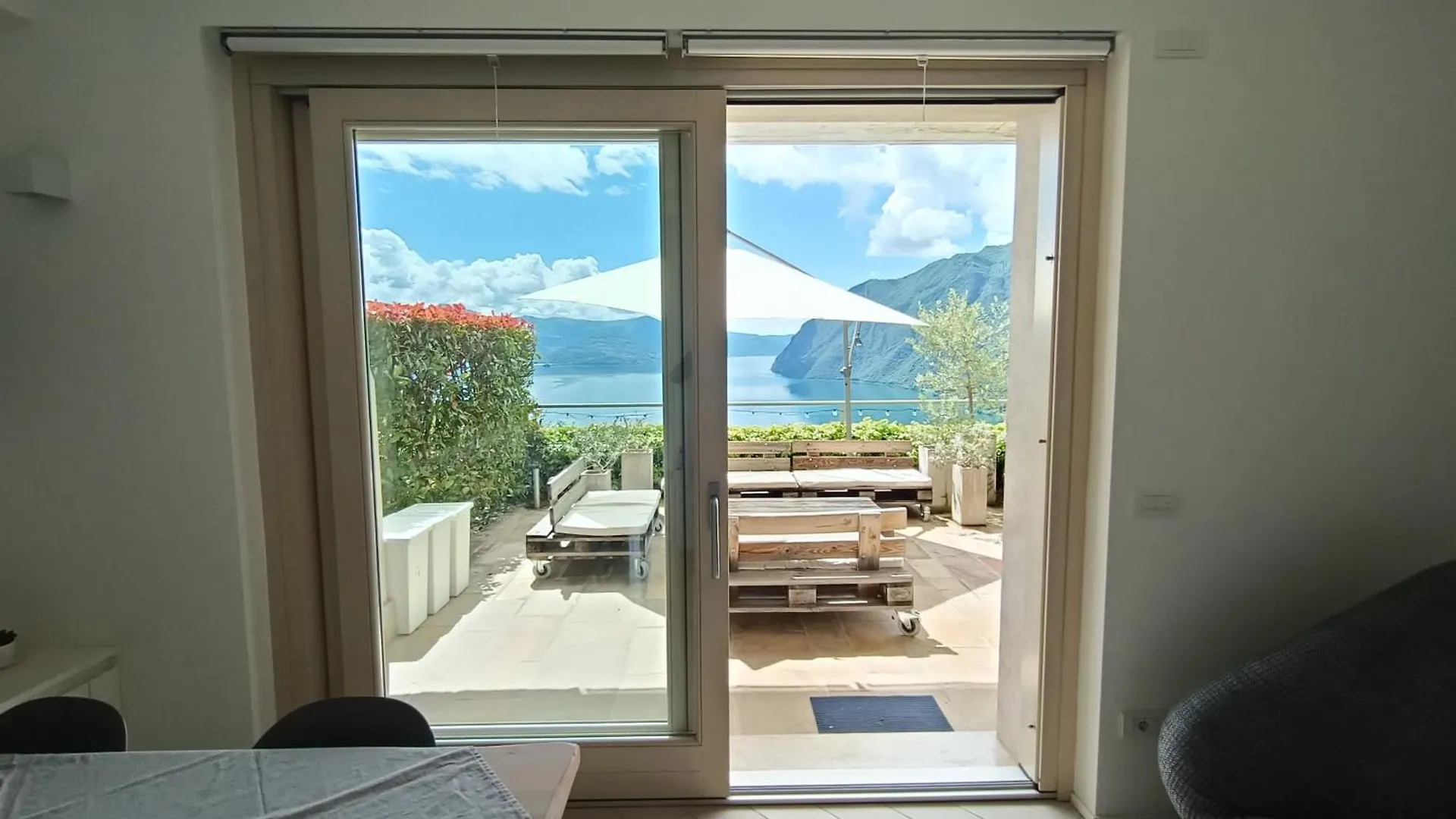 Apartament Iseolakerental - La Dolce Vista Riva di Solto